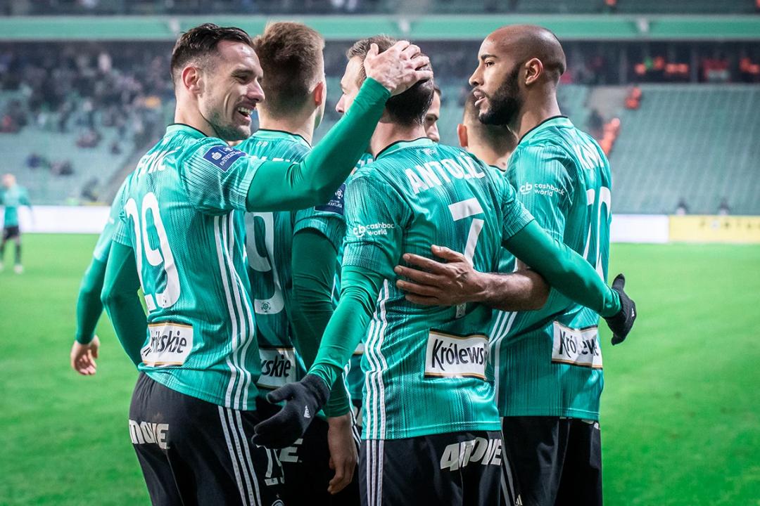 Legia Warszawa – Widzew Łódź transmisja tv i online. Gdzie oglądać? (03.09.2023)