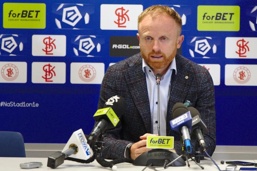 Piotr Stokowiec po meczu z Koroną Kielce. "Ten mecz kolejny raz pokazał, że doświadczenia boiskowego nie można łatwo nabyć".