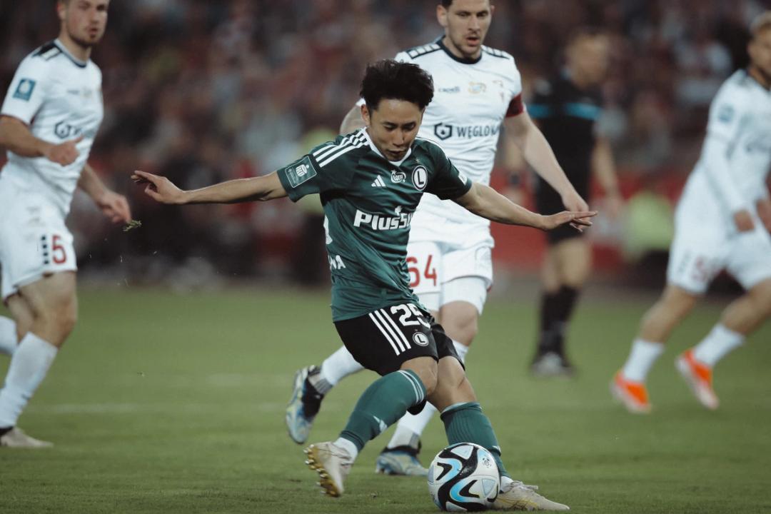 PKO Ekstraklasa: Legia wygrywa z Górnikiem w Zabrzu (WIDEO)