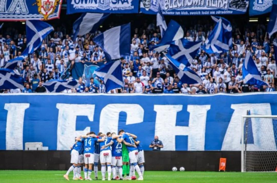 "Kolejna niepotrzebna porażka". Czarne chmury nad van den Bromem