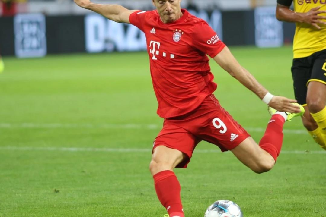 Bundesliga: Bayern Monachium - Augsburg. Gdzie oglądać za darmo? Transmisja online i mecz na żywo w Viaplay