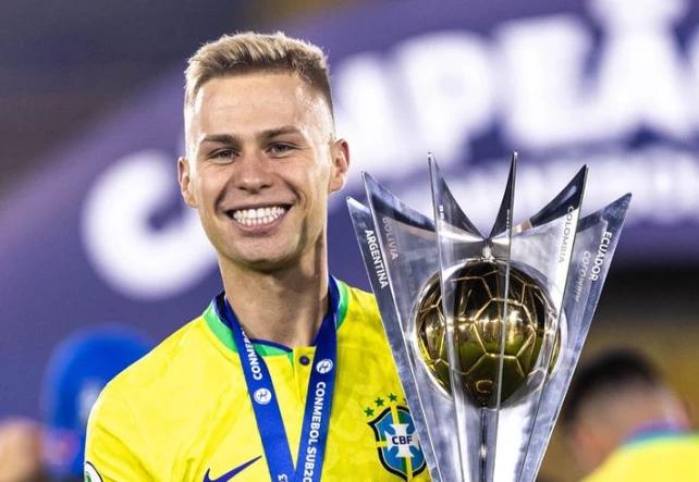 Grał dla młodzieżowej reprezentacji Brazylii. Teraz chce dla Polski!