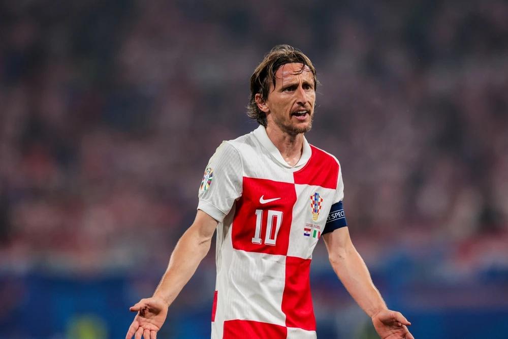 Liga Narodów: Modrić pogrążył Polskę